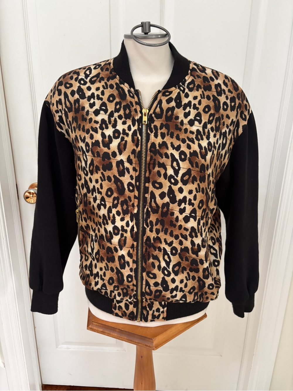 Forever 21 Leopard Print Bomber Jacket - Black & Brown ladies small